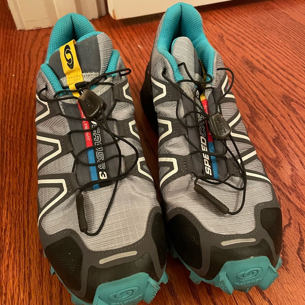 Salomon womens size 9